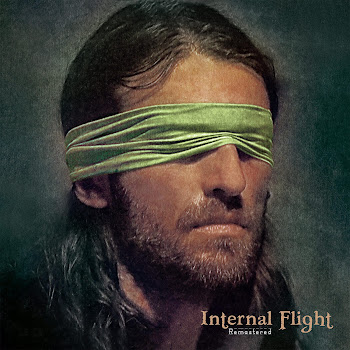 Estas Tonne - Internal Flight